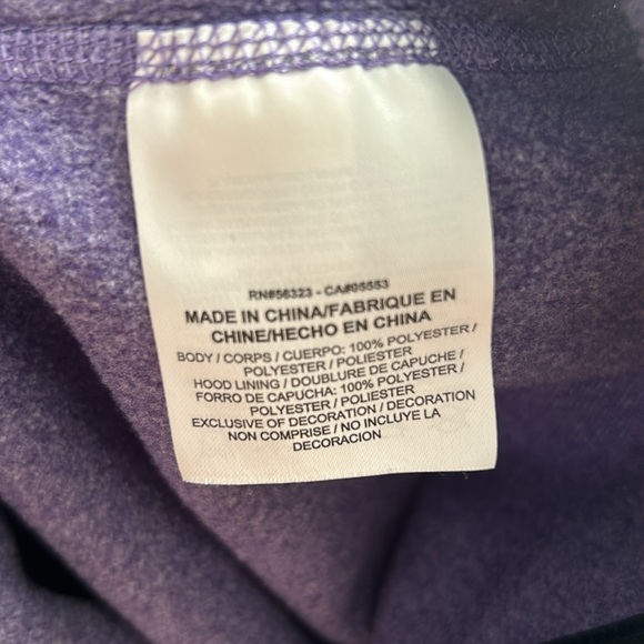 Women’s Nike therma fit hooded sweatshirt - Picture 10 of 10